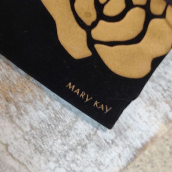 Vintage Mary Kay Makeup Bag - Picture 5 of 7